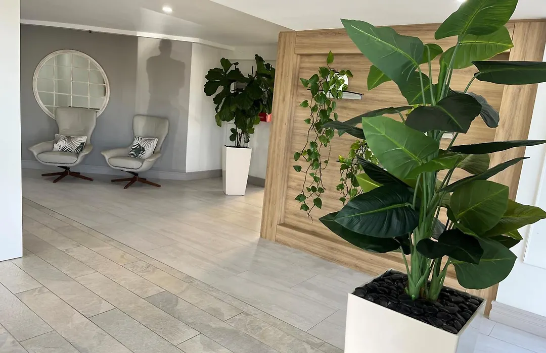 Spectrum Holiday Apartments-1